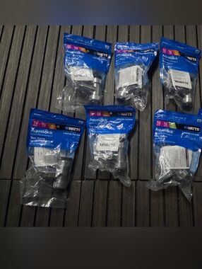 QTY 7 Watts AquaLock Push To Connect Tee Valve LF4750-101004 1/2" x 1/2" x 1/4"